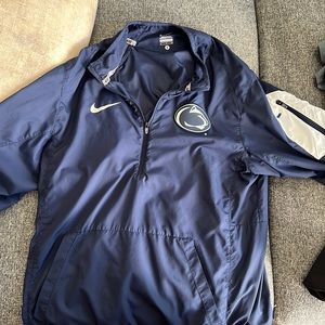 MOVEOUT SALE - Mens Penn State size S Nike pullover